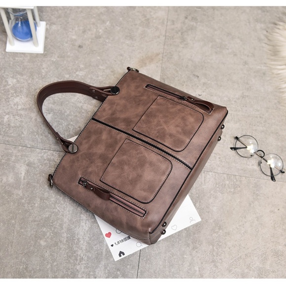 NEW MOONLIGHT Crossbody - Picture 7 of 8